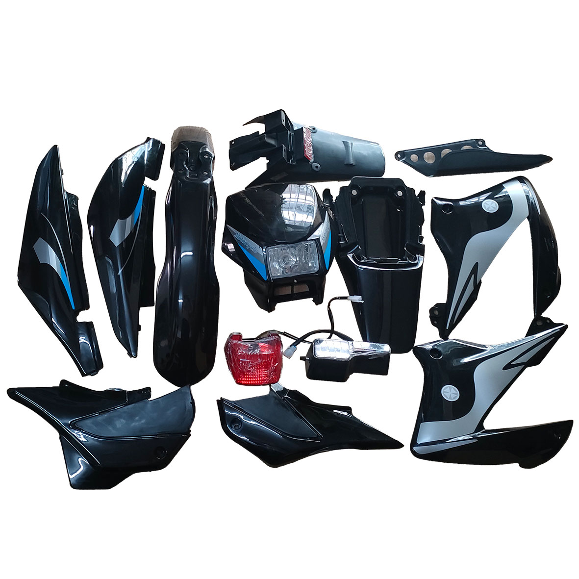 KIT PLASTICO C/FAROS BROSS NEGRO