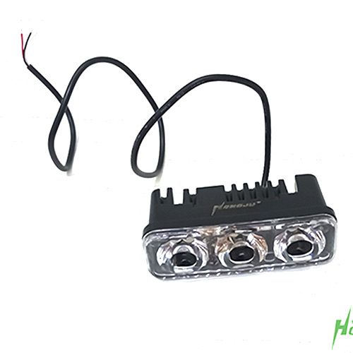 FOCO LED PEQUEÑOS DESTELLOS TRES CUENTAS FUNDICIÓN A PRESIÓN 12V-80V/9W